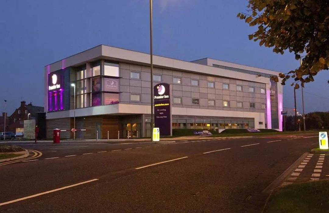 Premier Inn Liverpool John Lennon Airport-1
